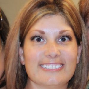 Meet your Posher, Valarie